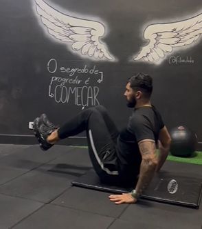Aluno treinando na Intense Fit Studio Personal