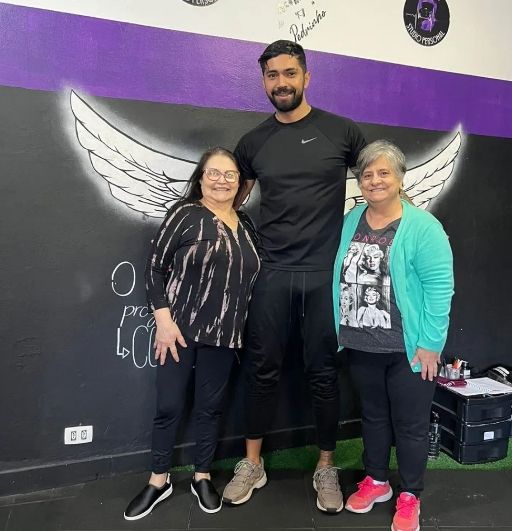 Equipe e alunas na Intense Fit